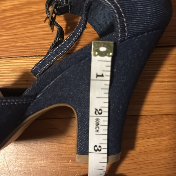 Newport News Blue Denim Wide Heel Open Front 8M Brand New In Box - Picture 9 of 13